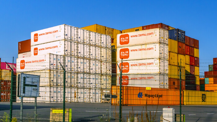 TEMU Schiff-Container