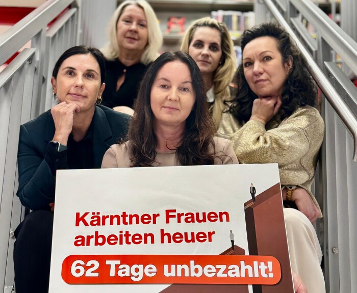 Direktorin Susanne Kißlinger mit Kolleginnen