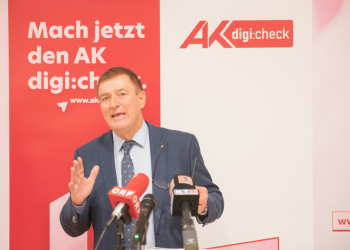 AK-Präsident Günther Goach © Arnold Pöschl, AK
